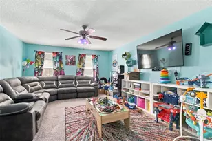 12623 Drakefield Dr, Spring Hill, FL 34610 - Photo 23
