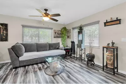 4946 41st Avenue N, Saint Petersburg, FL 33709 - Photo 13