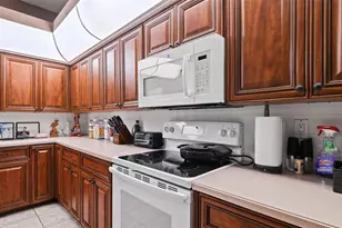 9458 Northvale St, Spring Hill, FL 34608 - Photo 15