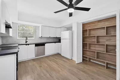 14452 Reuter Strasse Circle #710, Tampa, FL 33613 - Photo 5