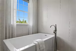 524 Beach Dr NE, Saint Petersburg, FL 33701 - Photo 33