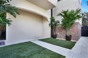 524 Beach Dr NE, Saint Petersburg, FL 33701 - Photo 25
