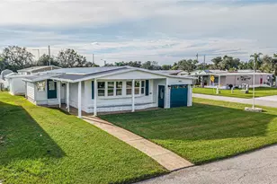 5421 Mohawk St, Zephyrhills, FL 33542 - Photo 3