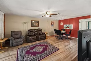 2525 Royal Pines Cir, Clearwater, FL 33763 - Photo 5