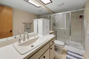 2525 Royal Pines Cir, Clearwater, FL 33763 - Photo 19