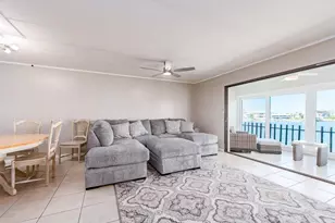 868 Bayway Blvd, Clearwater, FL 33767 - Photo 9