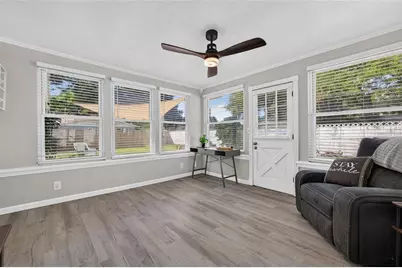 11048 116th Street, Seminole, FL 33778 - Photo 13