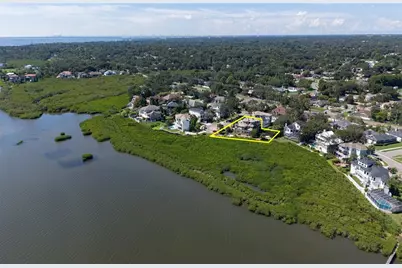 103 Royal Court, Safety Harbor, FL 34695 - Photo 13