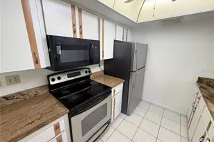 5440 Lady Bug Ln, Wesley Chapel, FL 33543 - Photo 21