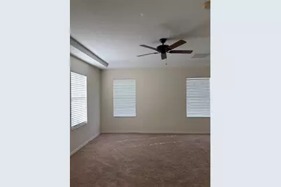10505 Fenceline Road, New Port Richey, FL 34655 - Photo 13