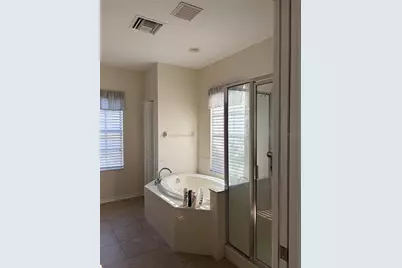 10505 Fenceline Road, New Port Richey, FL 34655 - Photo 17