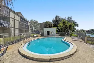 6328 Newtown Cir, Tampa, FL 33615 - Photo 3