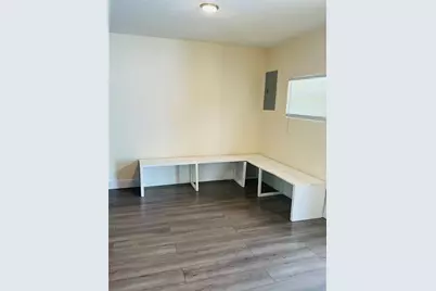 905 E Crawford Street, Tampa, FL 33604 - Photo 3