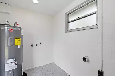 10020 N 10th Street, Tampa, FL 33612 - Photo 23