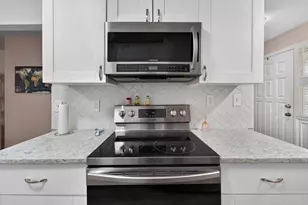 1601 43rd Street N, Saint Petersburg, FL 33713 - Photo 13