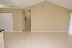 10265 Gandy Blvd N, Saint Petersburg, FL 33702 - Photo 23