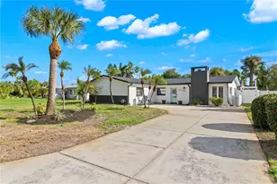 6947 S Shore Dr S, South Pasadena, FL 33707 - Photo 47