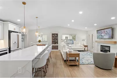 6947 S Shore Drive S, South Pasadena, FL 33707 - Photo 9