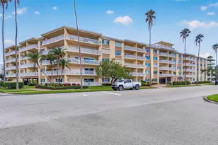 1200 N Shore Dr NE, Saint Petersburg, FL 33701 - Photo 29