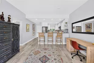 1200 N Shore Dr NE, Saint Petersburg, FL 33701 - Photo 9