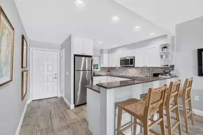 1200 N Shore Drive NE #104, Saint Petersburg, FL 33701 - Photo 7