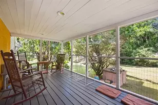 39318 Miramar Dr, Zephyrhills, FL 33540 - Photo 19