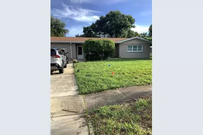 819 62nd Avenue S, Saint Petersburg, FL 33705 - Photo 1