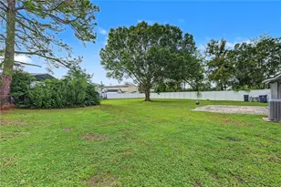 3106 Acacia St, Lutz, FL 33558 - Photo 5