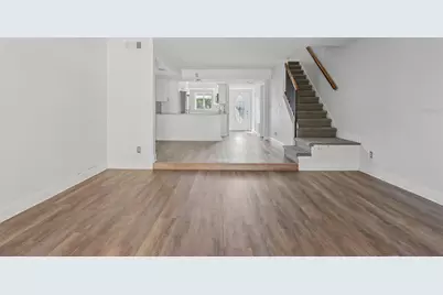 275 Capri Circle N #105, Treasure Island, FL 33706 - Photo 11