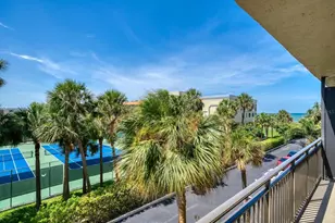 7600 Bayshore Dr, Treasure Island, FL 33706 - Photo 5