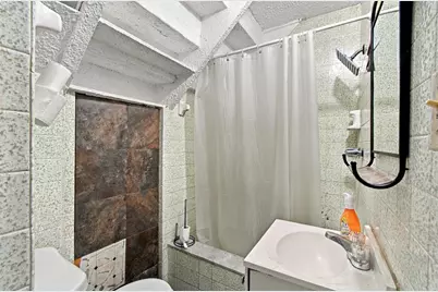 2402 N Highland Avenue, Tampa, FL 33602 - Photo 23