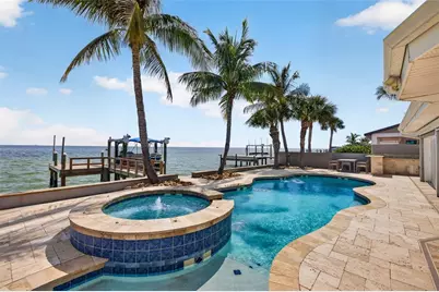 2480 E Bay Isle Drive SE, Saint Petersburg, FL 33705 - Photo 47