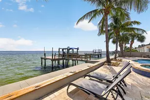 2480 East Bay Isle Dr SE, Saint Petersburg, FL 33705 - Photo 49