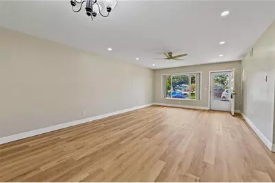 2041 Australia Way W #15, Clearwater, FL 33763 - Photo 7