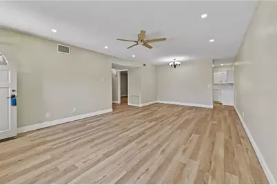 2041 Australia Way W #15, Clearwater, FL 33763 - Photo 5