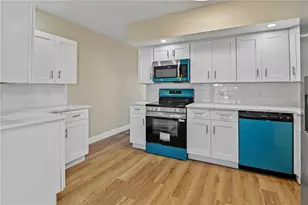 2041 Australia Way W, Clearwater, FL 33763 - Photo 11