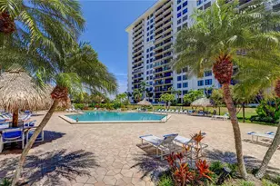 400 Island Way, Clearwater Beach, FL 33767 - Photo 1