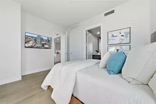 301 1st St S, Saint Petersburg, FL 33701 - Photo 29