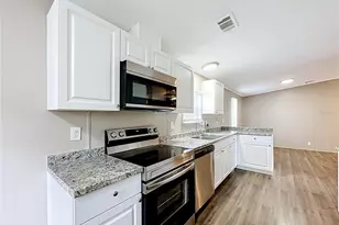 12271 NE 106th St, Archer, FL 32618 - Photo 9