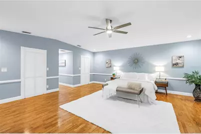 146 Giralda Boulevard NE, Saint Petersburg, FL 33704 - Photo 13