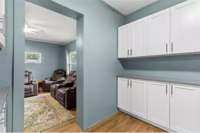 5601 Bay Street NE, Saint Petersburg, FL 33703 - Photo 5