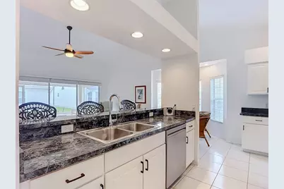 572 Salmon Court, Oldsmar, FL 34677 - Photo 5