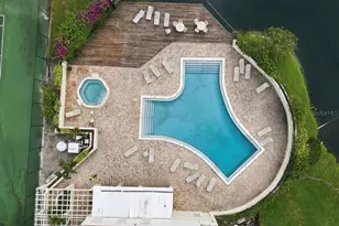 15431 W Pond Woods Dr, Tampa, FL 33618 - Photo 63