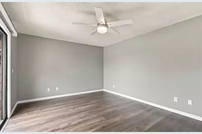 15431 W Pond Woods Drive #15431, Tampa, FL 33618 - Photo 25