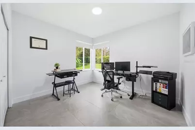 17911 Holly Brook Drive, Tampa, FL 33647 - Photo 23