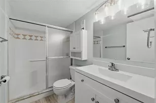 11620 Park Blvd, Seminole, FL 33772 - Photo 15