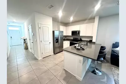 4463 Rachel Falls Drive, Tampa, FL 33610 - Photo 9
