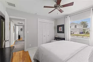1030 32nd Ave N, Saint Petersburg, FL 33704 - Photo 27