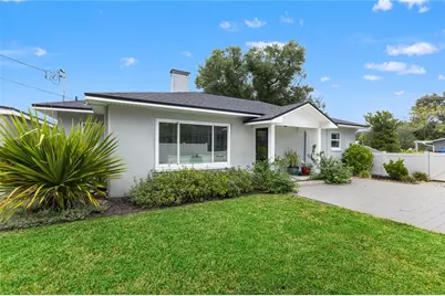 1030 32nd Avenue N, Saint Petersburg, FL 33704 - Photo 3