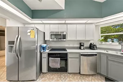 11268 SE 175th Lane, Summerfield, FL 34491 - Photo 9